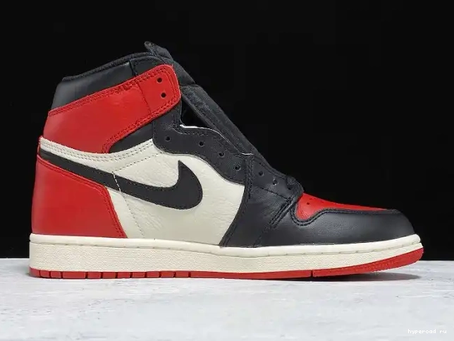 Air 555088-610 High 1 OG Retro Jordan Toe Bred 0418